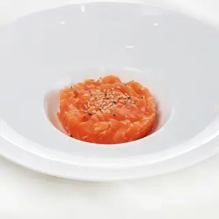 R6. Tartar salmone