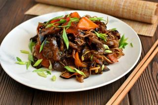 Салат с баклажаном  и мясом