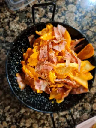 Chile Cheese Frises