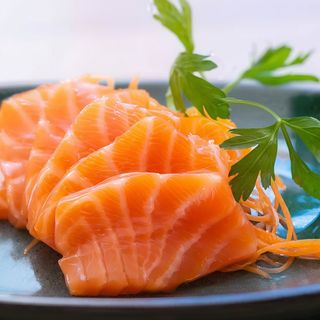 69. Sashimi Salmón, 9 unidades