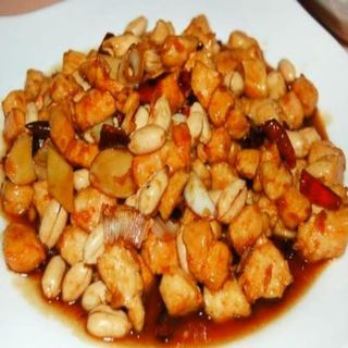 Pollo Con Almendras