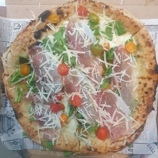 Pizza Serrano (33 Cm.)