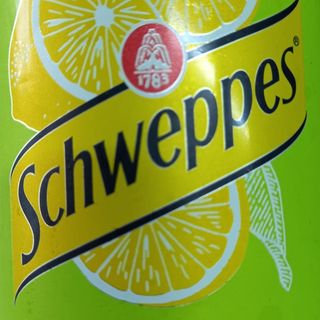 Schweppes limón lata 330ml