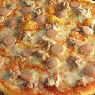 Würstel e salsiccia