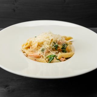 Smoked salmon penne