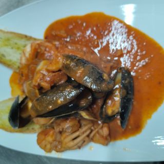 Cacciucco alla livornese