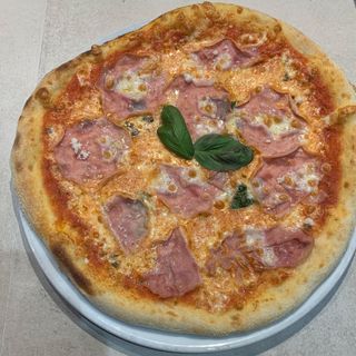 Pizza Prosciutto 30 Cm.