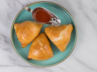 Самса с говядиной (острая) (150г)