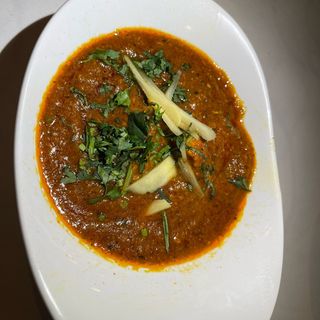 Curry Pescado, Fish
