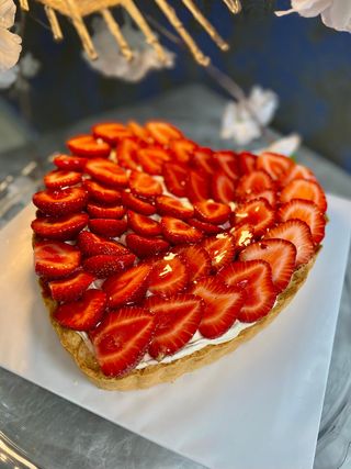 დიდი ტარტი მარწყვით