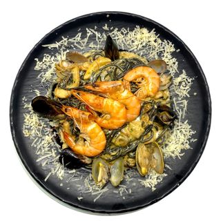 Spaghetti Noire Fruits De Mer