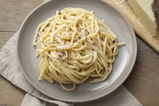 Spaghetti cacio e pepe