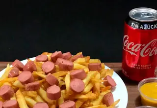 Menú salchipapa