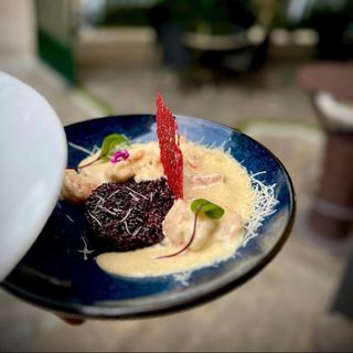 Creveți în sos de smântână și orez cu parmezan