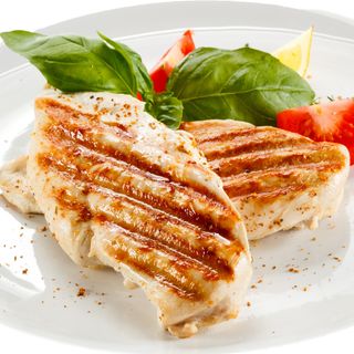 Пилешко филе на тиган (400г)