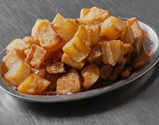 Patates Braves Amb La Seva Salsa