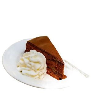 Pastís sacher amb crema de vainilla