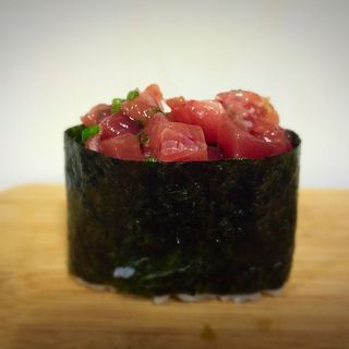 Atum nori gunkan 3 pcs