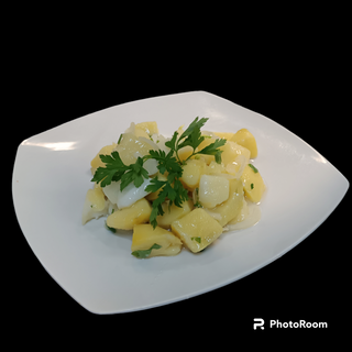 9. Картофена салата (300г)