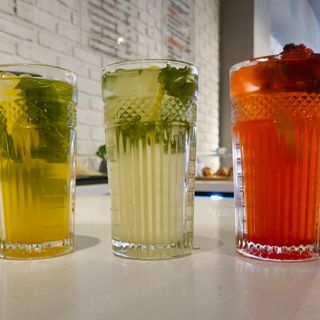 Limonadă lămâie și ghimbir