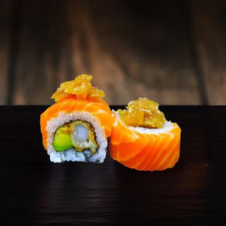 (NEW) Dragon Salmon Roll (8p)