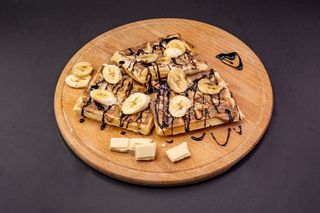 Vafl sa kremom, plazmom i bananom