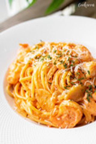 Spaghetti Aux Crevettes Sauce Rose