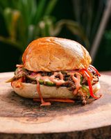 Ram Burger + a side + drink