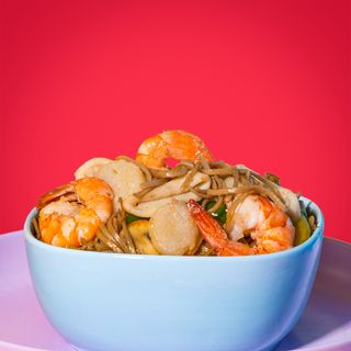 Սոբա Ծովամթերքով