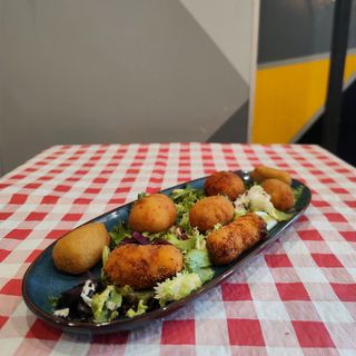 Croquetas Mixtas   (8 Uds.)