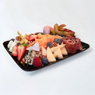 Półmisek przekąsek do dzielenia się