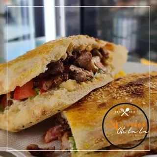 Roast beef sendvič