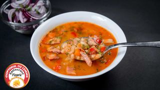 Ciorba de fasole cu afumatura