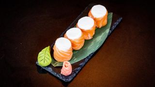 Gunkas Geishas Salmón (4 Pzs.)