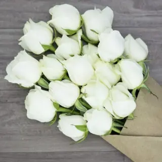 Ramo 12 Rosas Blancas 