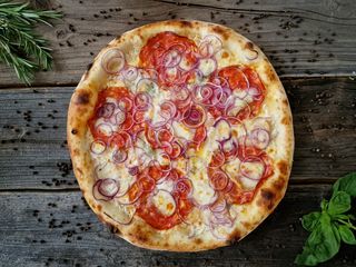 Taleggio e cipolla Ø 32cm