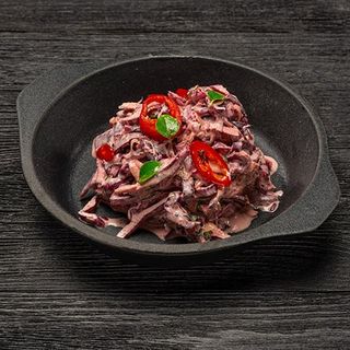 Coleslaw z czerwonej kapusty