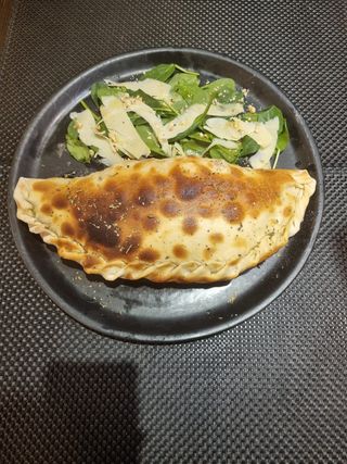 Pizza Calzone de Pato