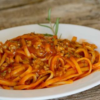 Tallarines boloñesa