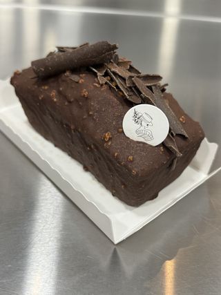 Bizcocho De Chocolate Negro Belga Con Cobertura Crujiente