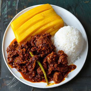 Half Matooke, Half Rice & Offals