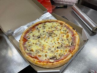 Pizza Capricciosa 42cm