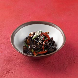 Древесные грибы на воке