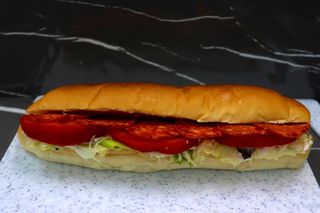 Sendvič sa kulenom (u domaćoj lepinji)