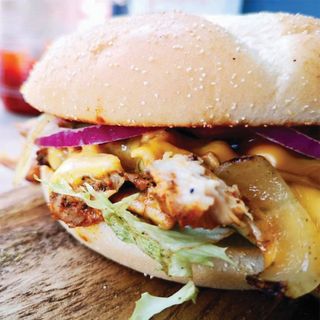 Pulled Chicken Loaded