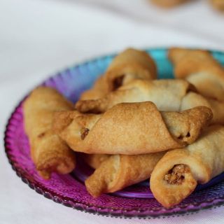 Cornulete cu gem si nuca 