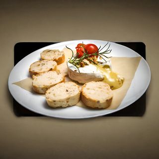 Камамбер запечений