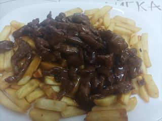 80. Телешко месо с картофи (700гр)