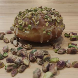 Bomba Polaca con pistachio