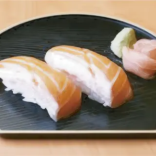 S1(s). Nigiri De Salmón